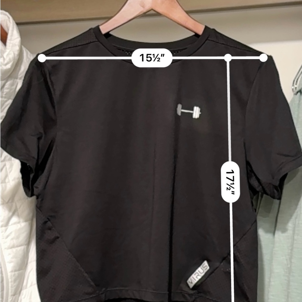 Virus Black Cropped Tee